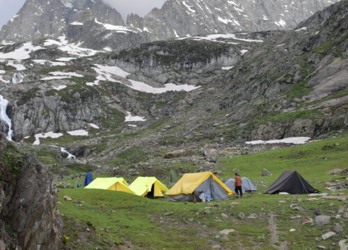 kashmir great lakes Trek